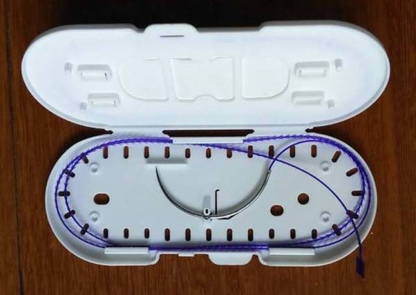 缝合伤口的线留在体内有问题吗,手术缝合线留在皮肤里怎么办