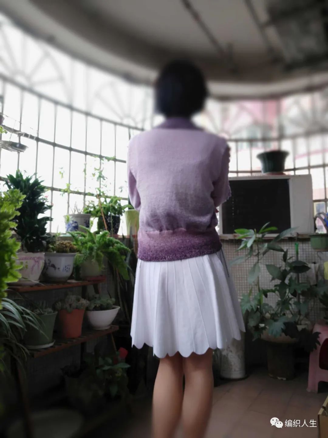 女士棒针圆摆长袖短开衫编织教程,针织吊带开衫两件套条纹绣花