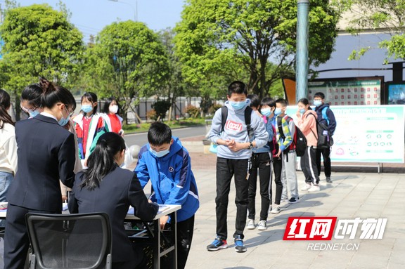 书声朗朗满校园,赫山中学今年开学