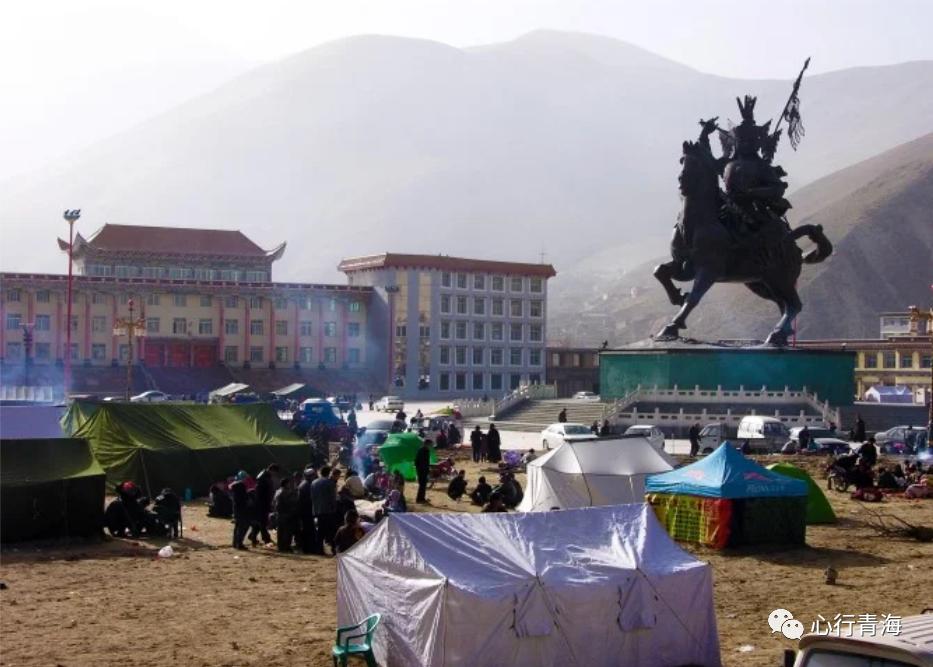 抗震救灾玉树,玉树不倒