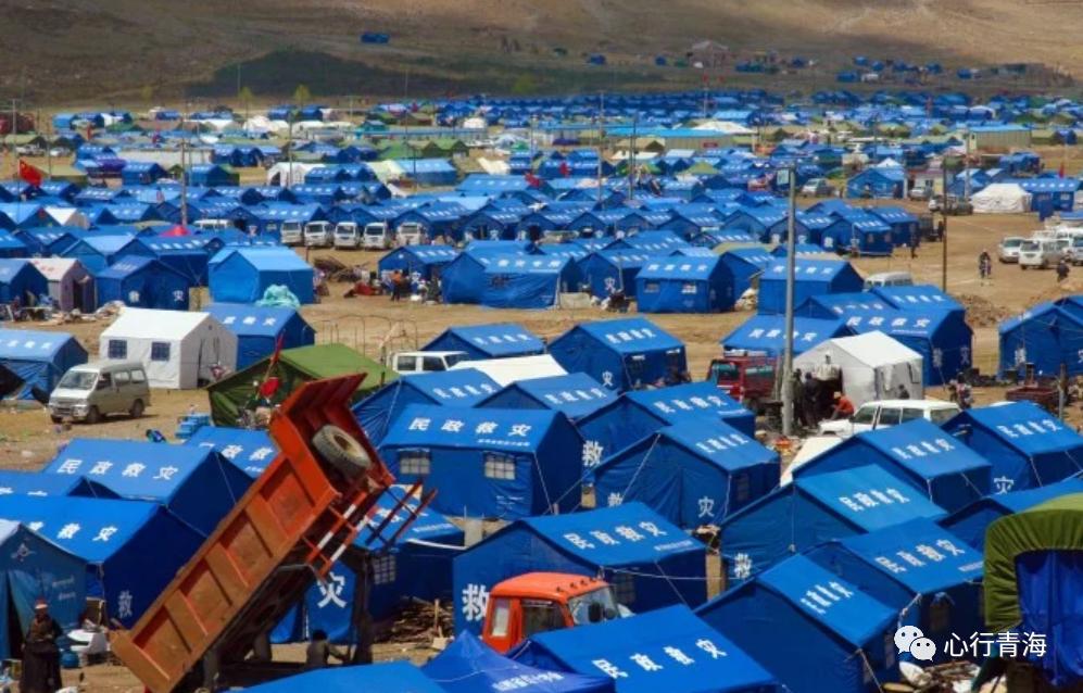 抗震救灾玉树,玉树不倒