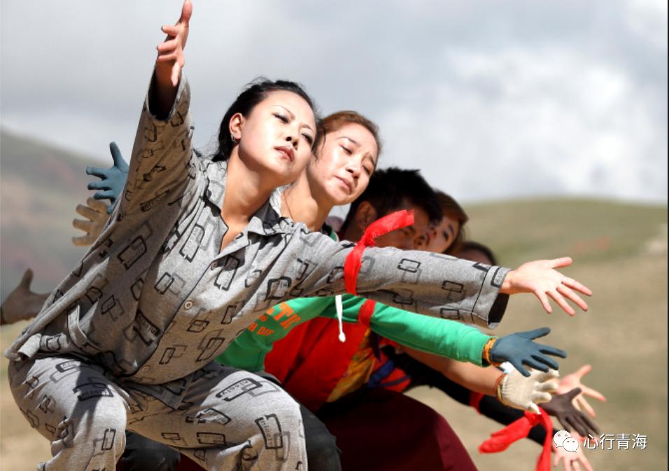 抗震救灾玉树,玉树不倒