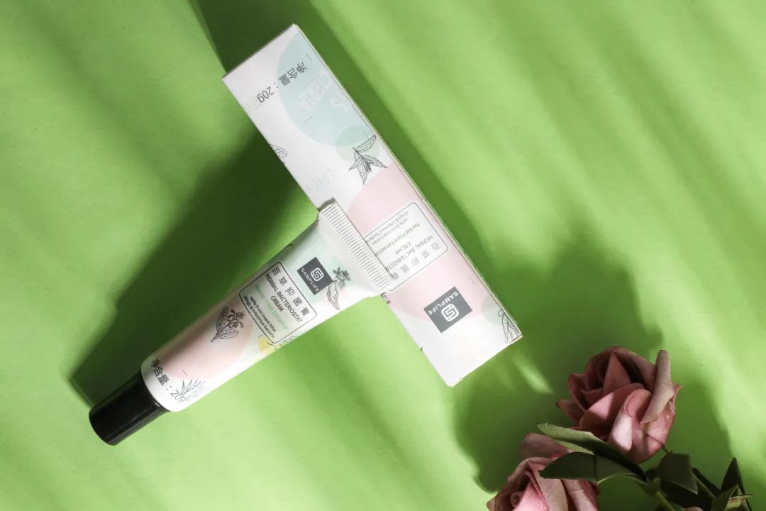 长小水泡很痒用什么中药,皮肤止痒起包用哪个药膏