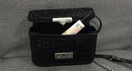 长小水泡很痒用什么中药,皮肤止痒起包用哪个药膏