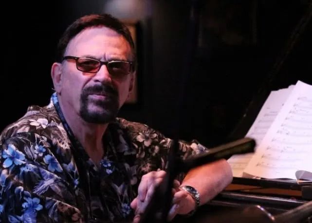 全球因新冠肺炎死亡的名人,感染新冠去世的10位明星