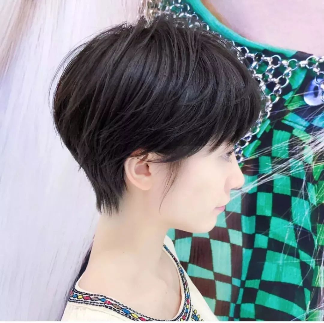 老人短发剪发视频教程,剪老年人短发简单步骤