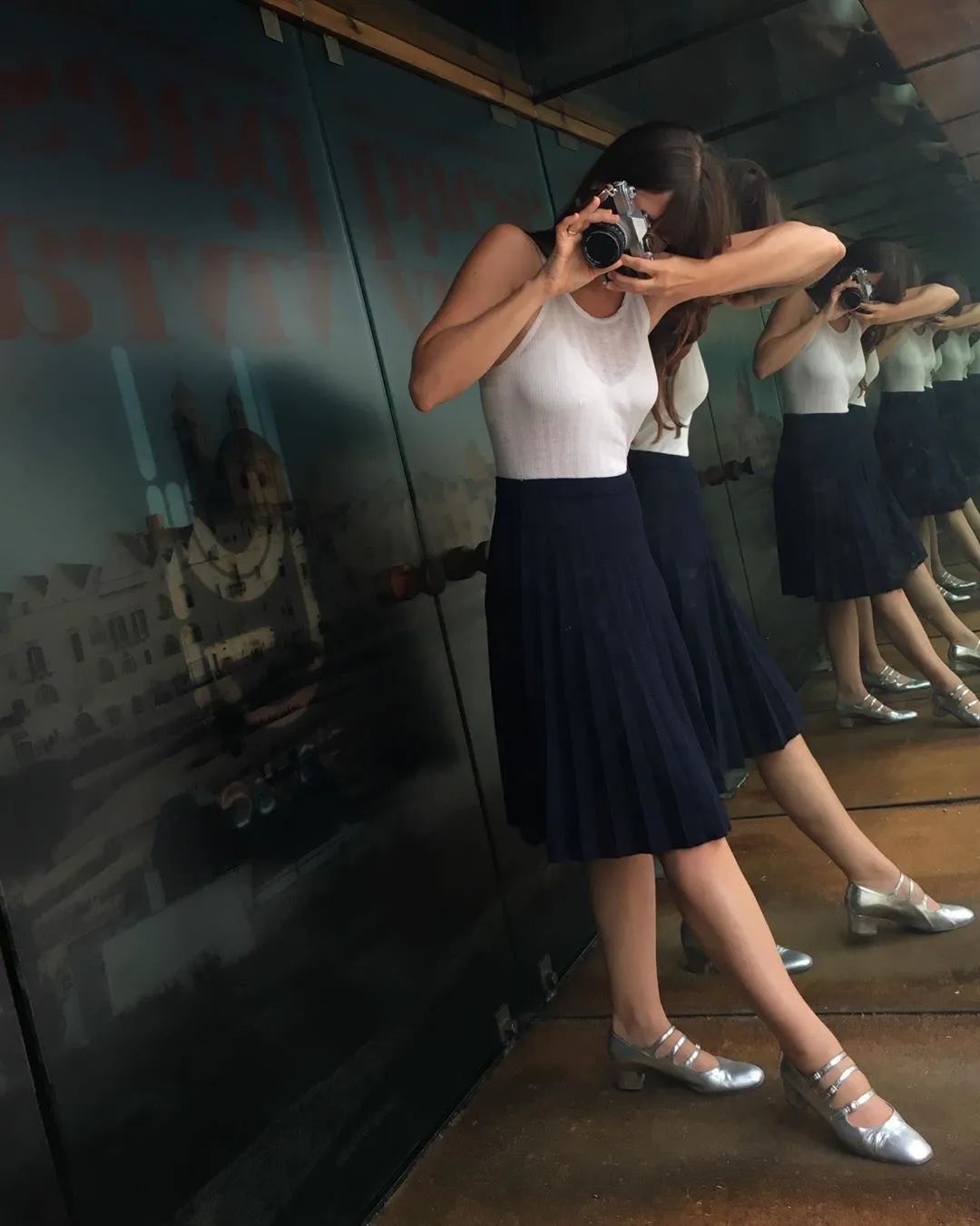 虽然拥有200双鞋，但我平时穿得最多的还是这双