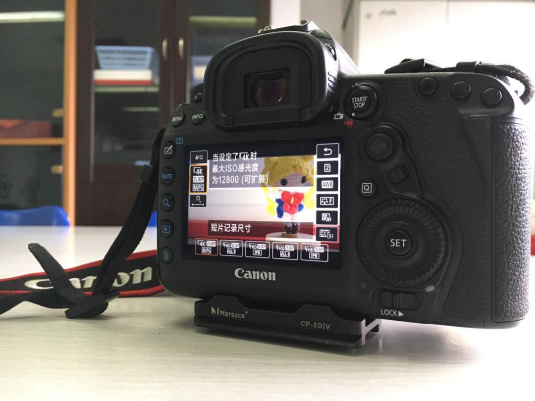 摄影用什么储存卡最好,摄影师拍照不带存储卡