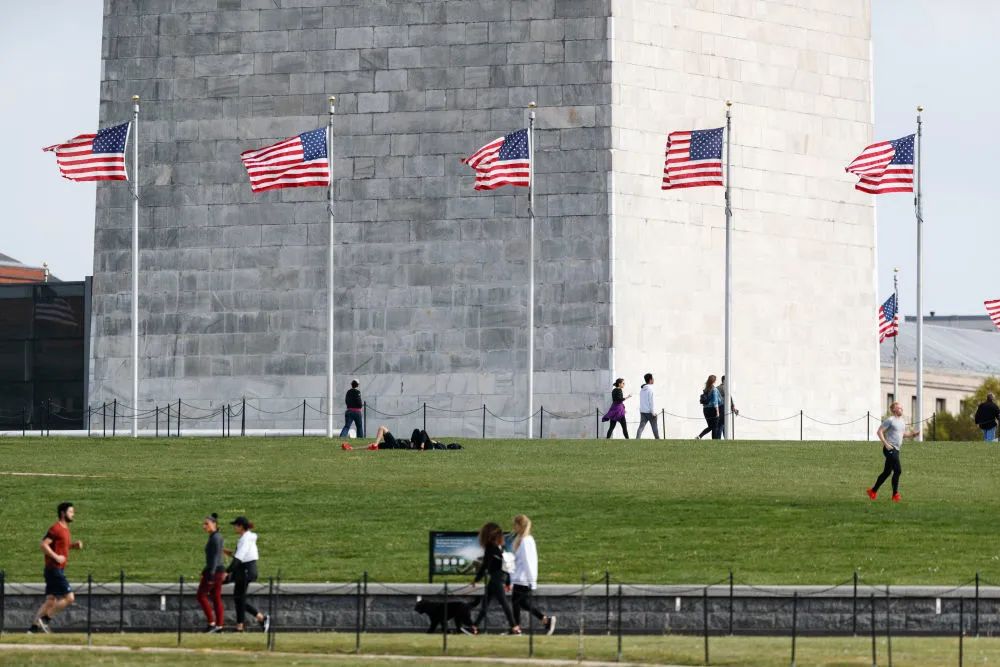 美国新冠确诊人数特朗普,面对美国新冠病毒特朗普什么态度