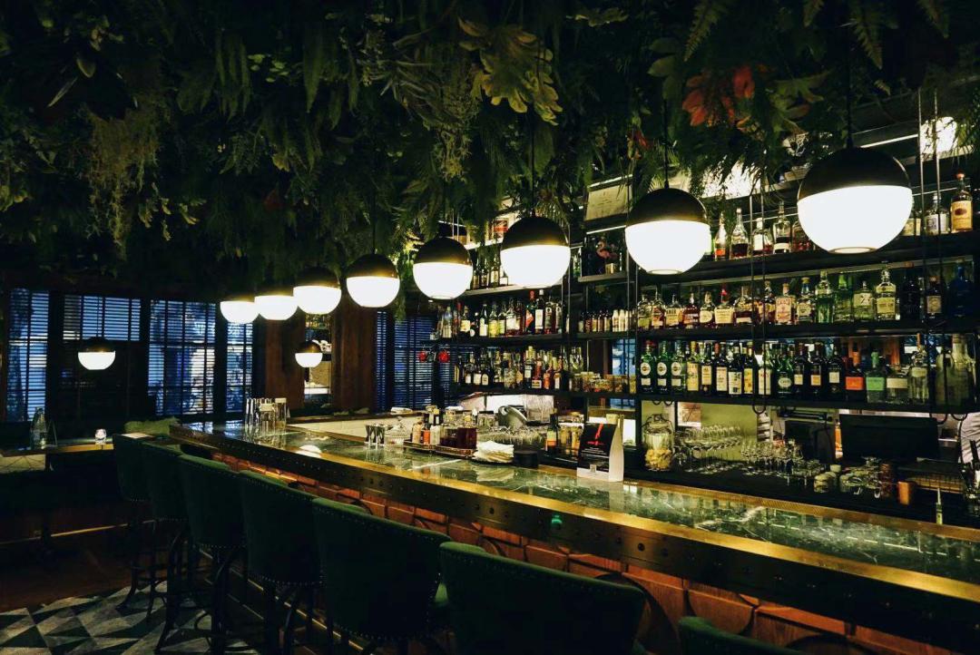 梁朝伟喝什么酒一杯倒,梁朝伟酒好喝是因为他难喝台词