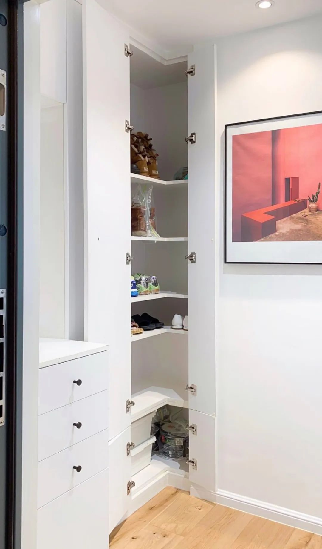 小家、乱家1秒变干净的方法被她找到了！都给老娘进柜