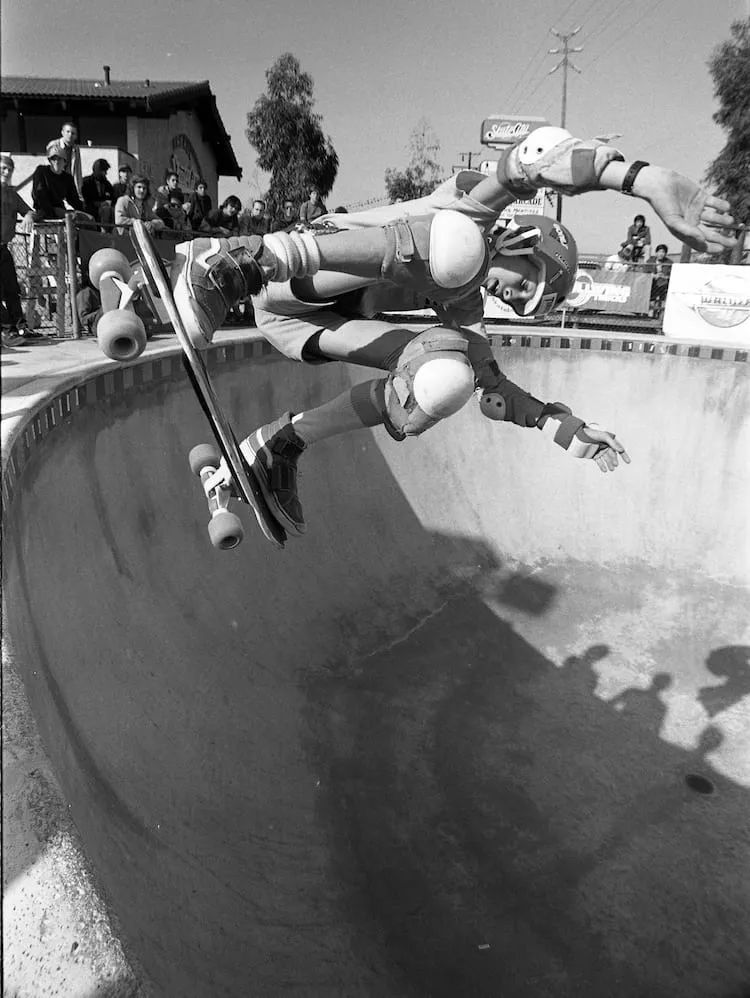 传奇滑手TonyHawk换过多少鞋子赞助？