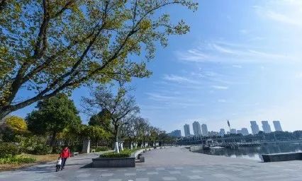 健身步道最新视频,健身走起跟着节奏嗨起来