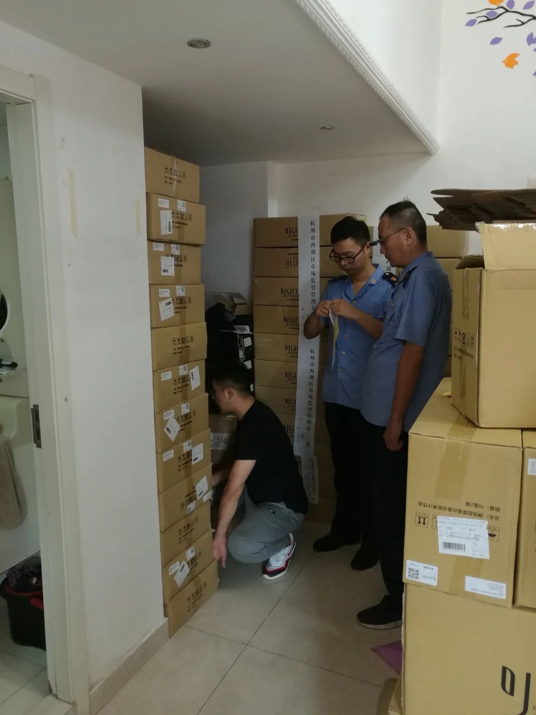 购买正品化妆品应关注什么,买进口化妆品关注什么