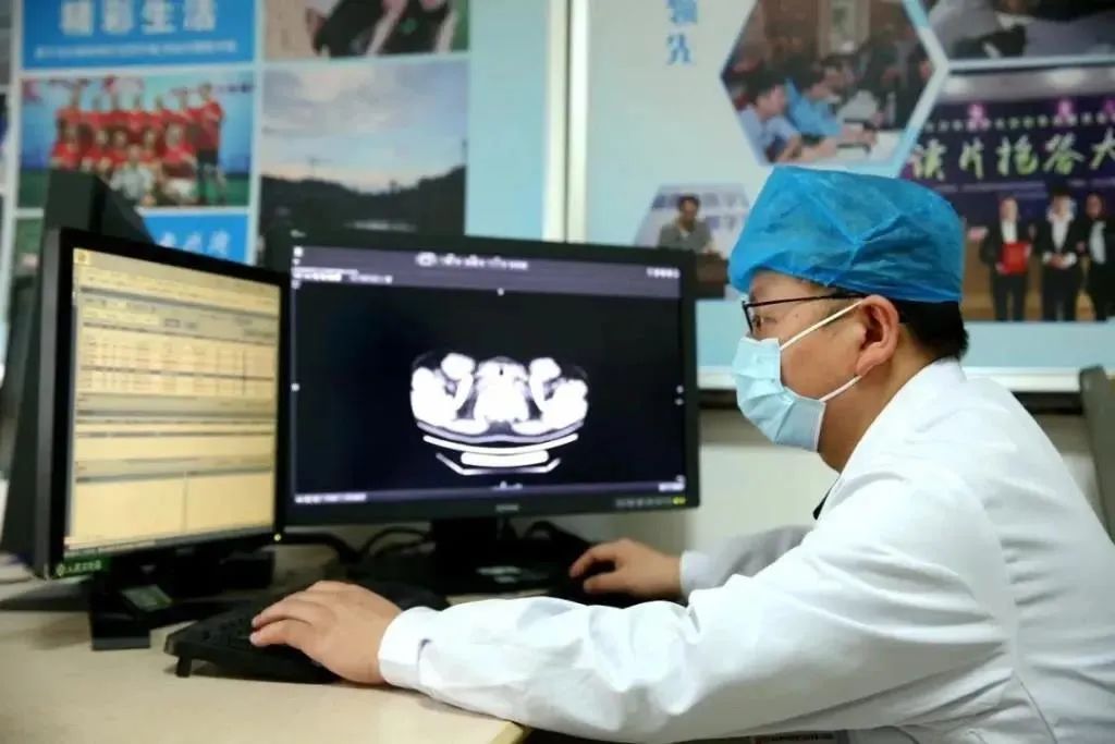 7名初中生相继骨折，都是同一原因，淄博即将开学的孩子们可要关注