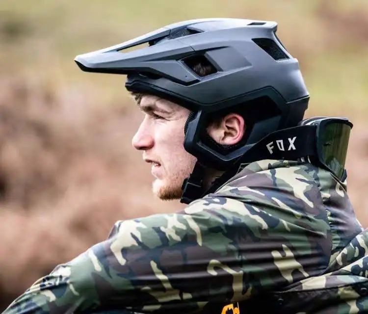 山地车手必看！9大保命装备护你越野周全