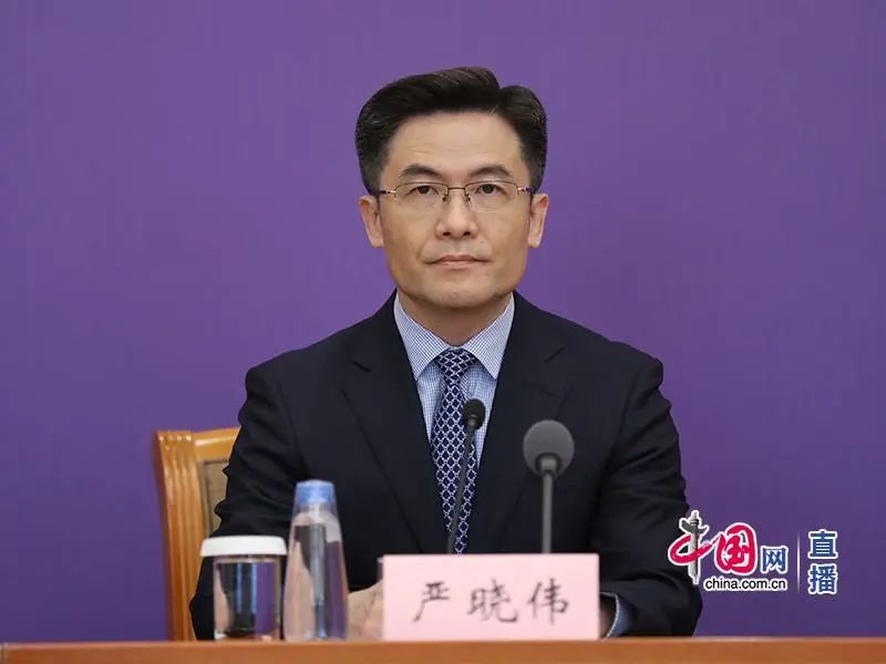国务院联防联控机制就北京协和医院援鄂医疗队援鄂抗疫等情况举行发布会