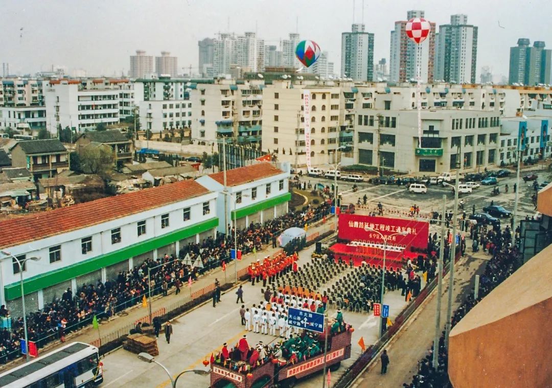 请比对！透过这些新老照片让你“穿越”长宁……