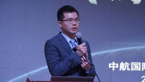 航空工业的广大青年不负青春/开拓进取