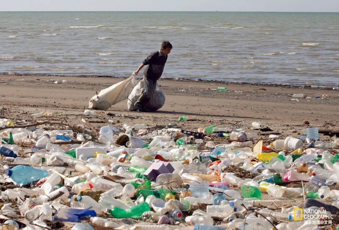 这是为拯救全人类而穿的衣服？