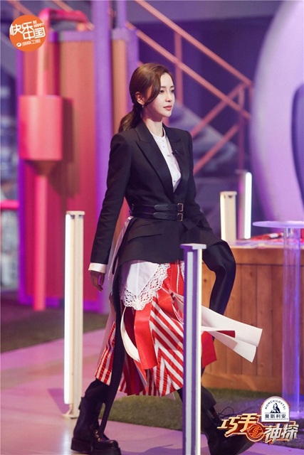 巧手神探成员,巧手神探蛋雕秘籍难倒神探团