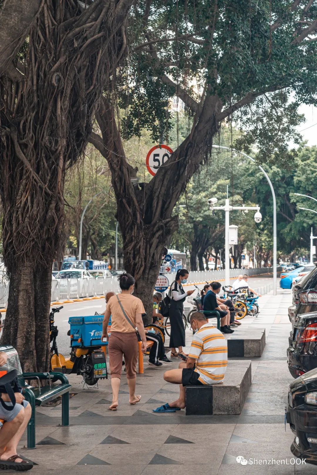 look这是什么牌子的包包,严浩翔说look这是tnt什么舞台