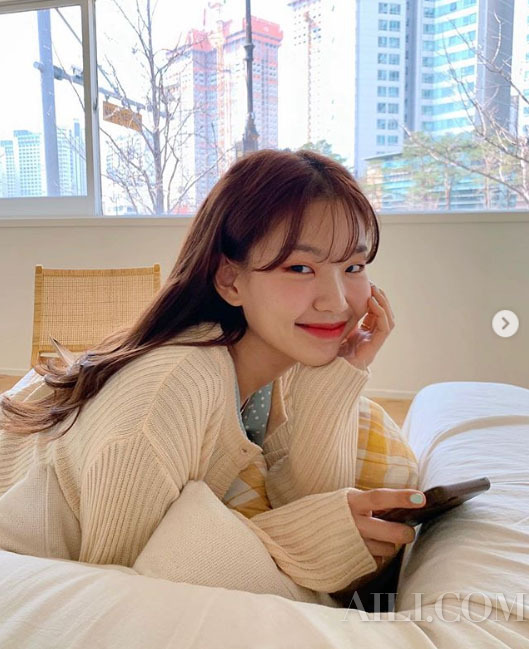 起床后头发全乱了还油,起床后头发混乱