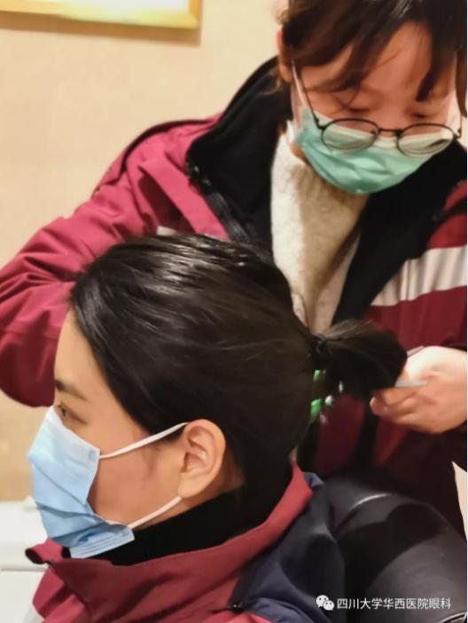 69天援鄂护士回家,90多天援鄂军队女医生回家视频