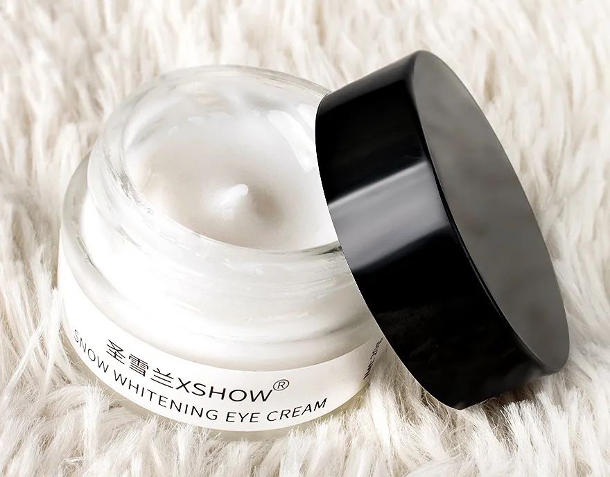 眼霜中的爱马仕！清爽不长脂肪粒，去黑眼圈效果秒2000元腊梅，亲测有效