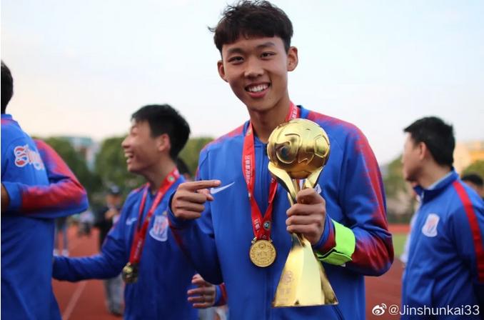 申花U19队长金顺凯：国青打中乙给了大家平台