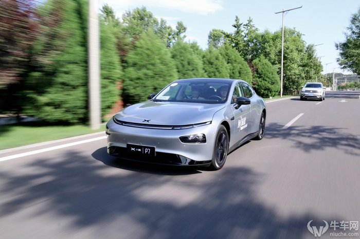 小鹏p7续航700km电动汽车真实续航,小鹏p7后驱版动力够不够用