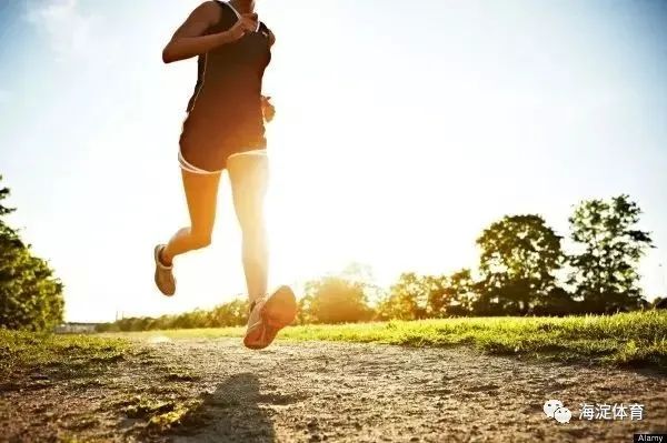 跑步时戴口罩效果会更好吗,戴着口罩跑步是不是就是无氧运动