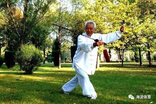 跑步时戴口罩效果会更好吗,戴着口罩跑步是不是就是无氧运动