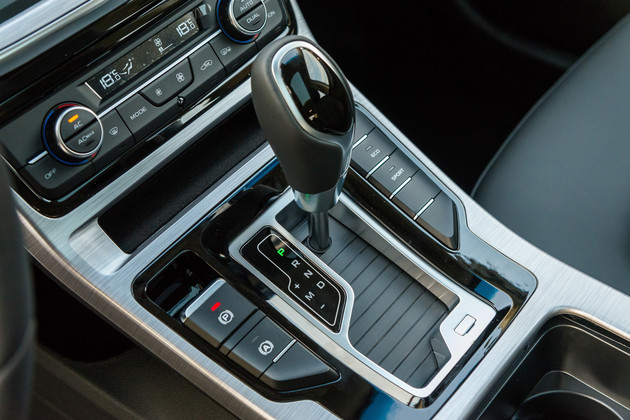 帝豪s和奕炫gs,帝豪gs和致炫哪个值得买