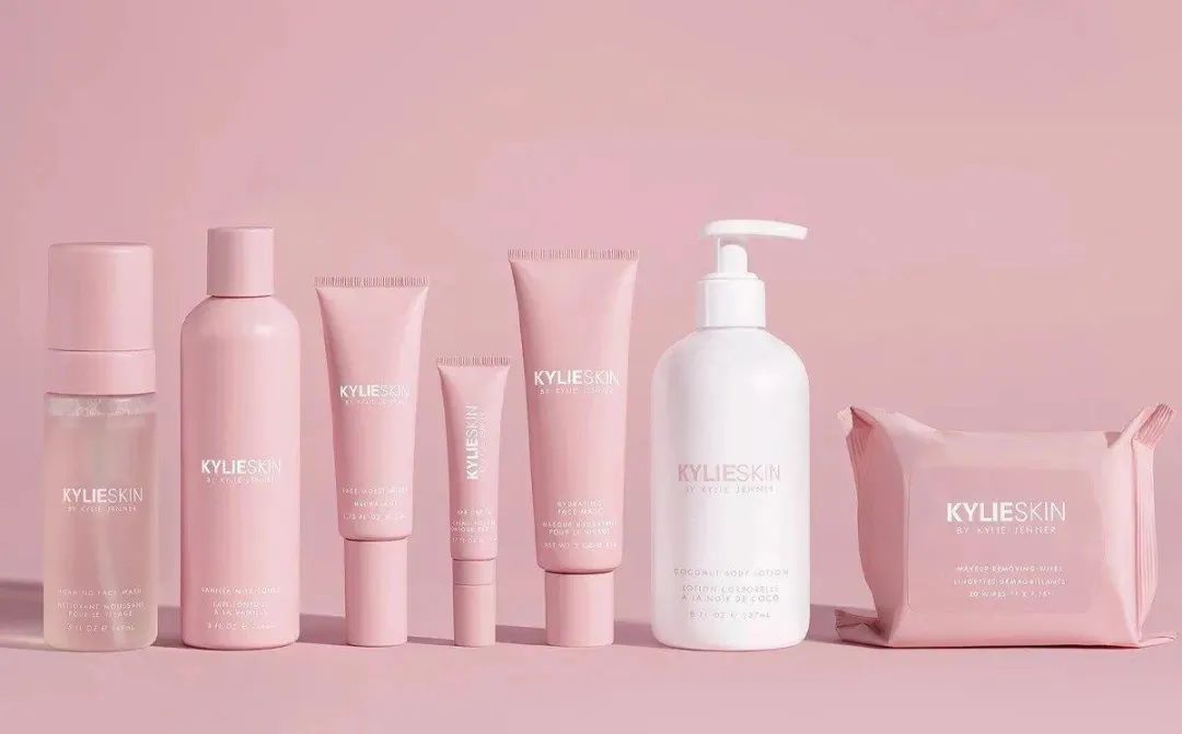 nike发布科比球鞋,nike22年广告