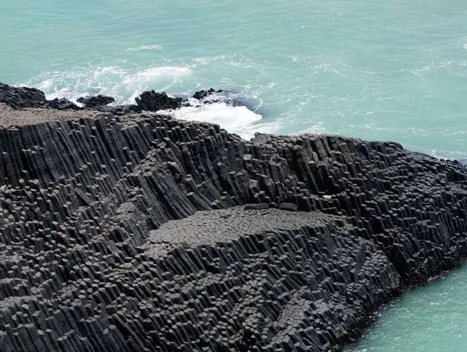 一半是火焰一半是海水啥意思,一半是火焰一半是海水全文