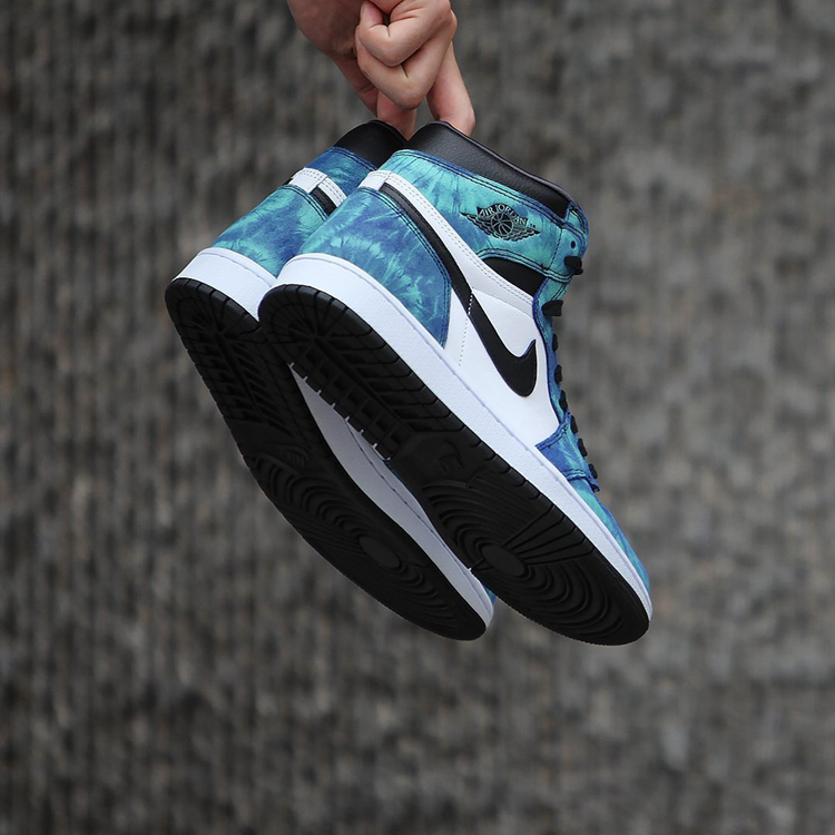 airjordanonemid扎染女款,正品airjordan黑白粉扎染多少钱