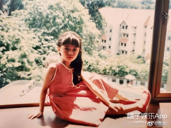 网红鼻祖晚晚和舒淇同框比美赢了？妆容穿搭都有谨慎机，来抄作业