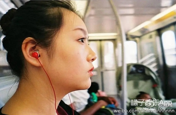 网红鼻祖晚晚和舒淇同框比美赢了？妆容穿搭都有谨慎机，来抄作业