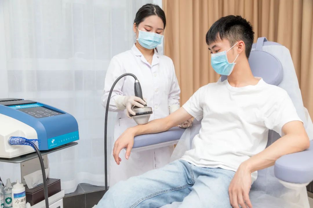 藏不住了！德国黑科技，KO肩颈腰疼痛神器，仅需￥9.9