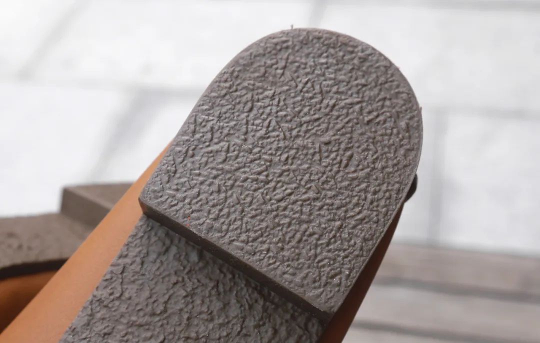 日本轻便软底鞋,透气防臭懒人休闲潮鞋