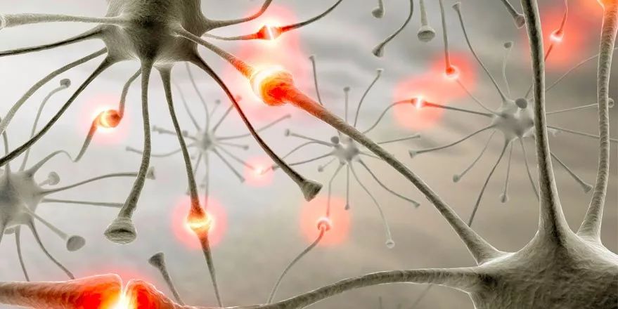 棉签抠耳朵导致癫痫,用棉签掏耳朵不谨慎被撞了一下