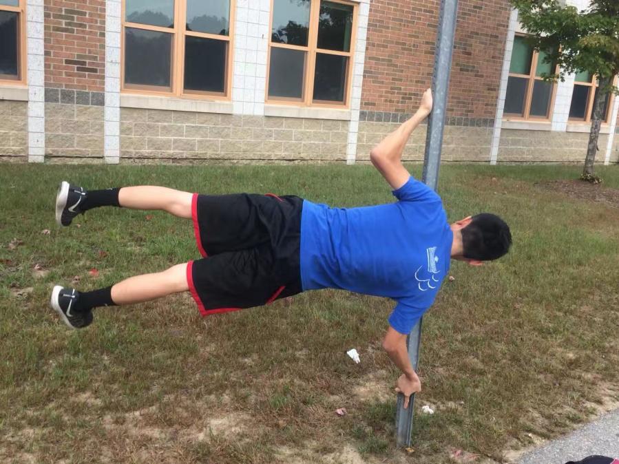 热爱体育是给孩子的最好的礼物,体育带给孩子的是一种精神