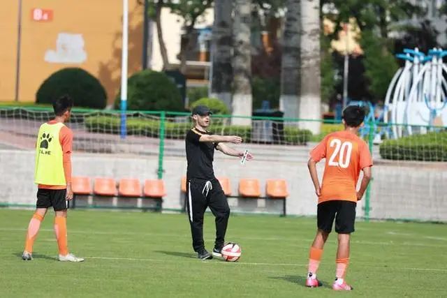 泰山队鲁能足校,鲁能足校还为山东泰山输送球员吗