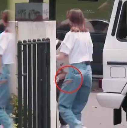 牛仔裤破个洞无痕缝补,一条牛仔裤可以破几个洞