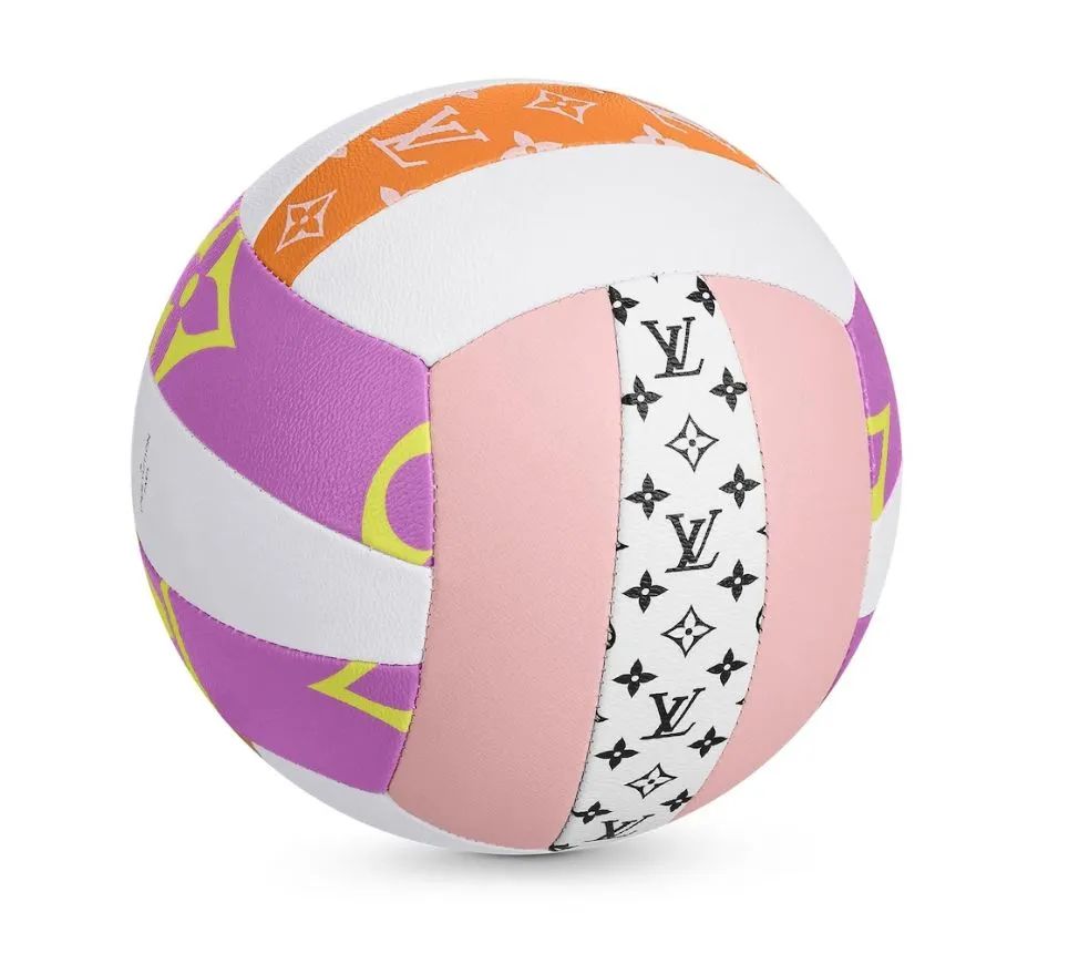 看完这篇，你会发现Kylie三万块的CHANEL网球拍根本不算什么……