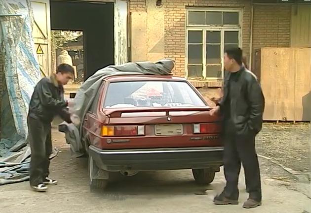 一代经典11年情怀老车桑塔纳,沉浸式体验老款大众桑塔纳