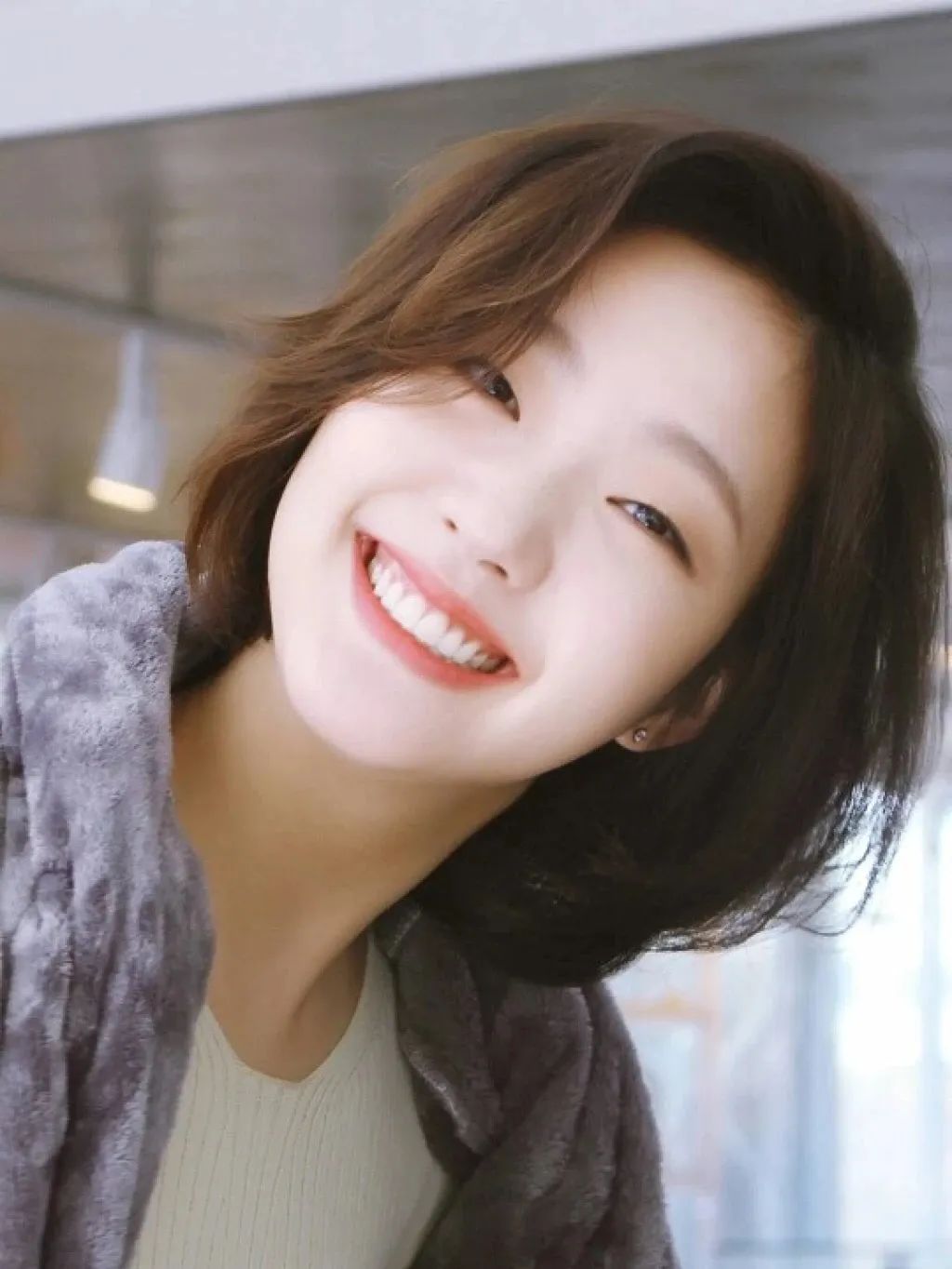 变双眼皮半个月后回到单眼皮,双眼皮怎么临时变成单眼皮