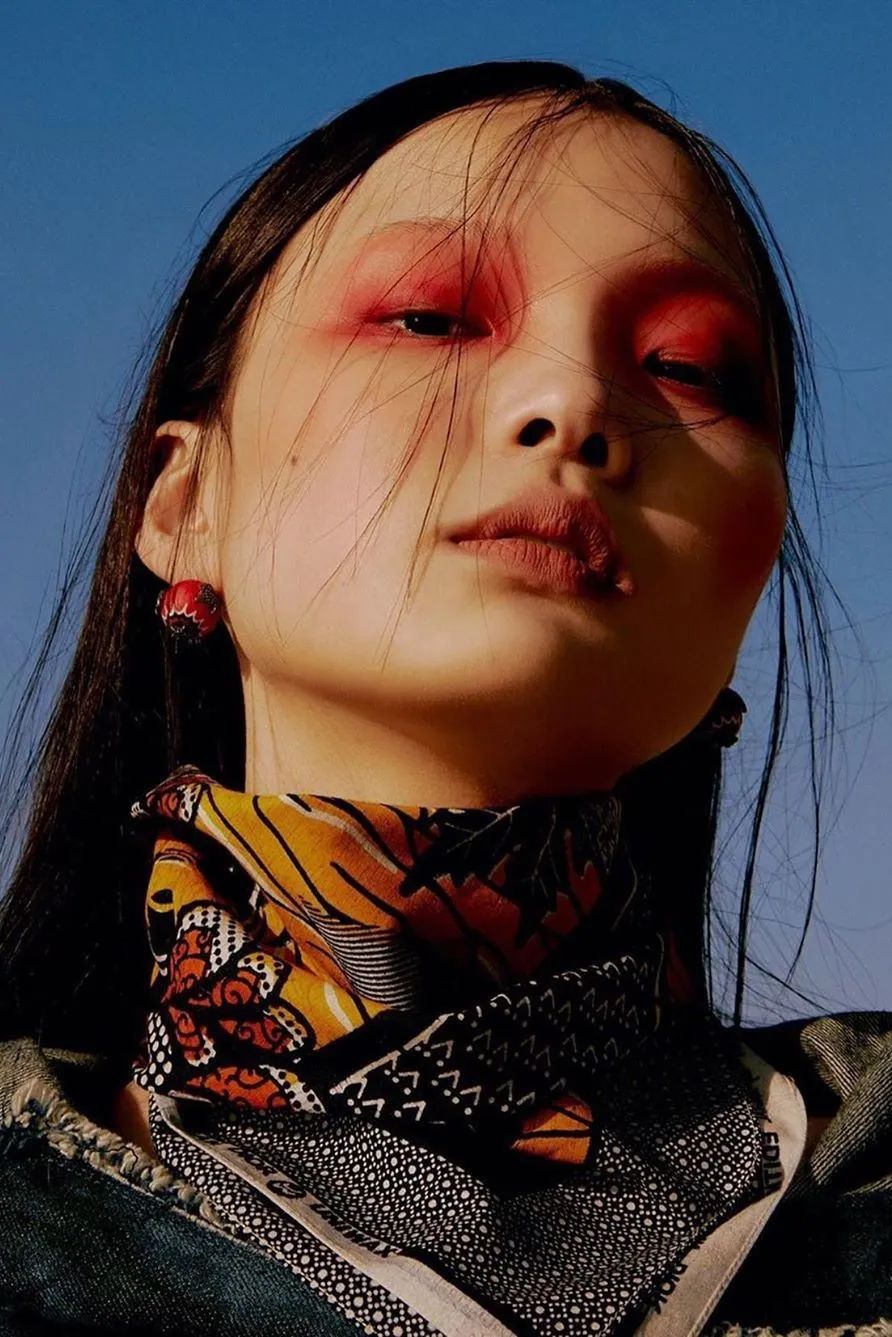 变双眼皮半个月后回到单眼皮,双眼皮怎么临时变成单眼皮