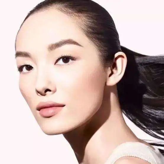 变双眼皮半个月后回到单眼皮,双眼皮怎么临时变成单眼皮